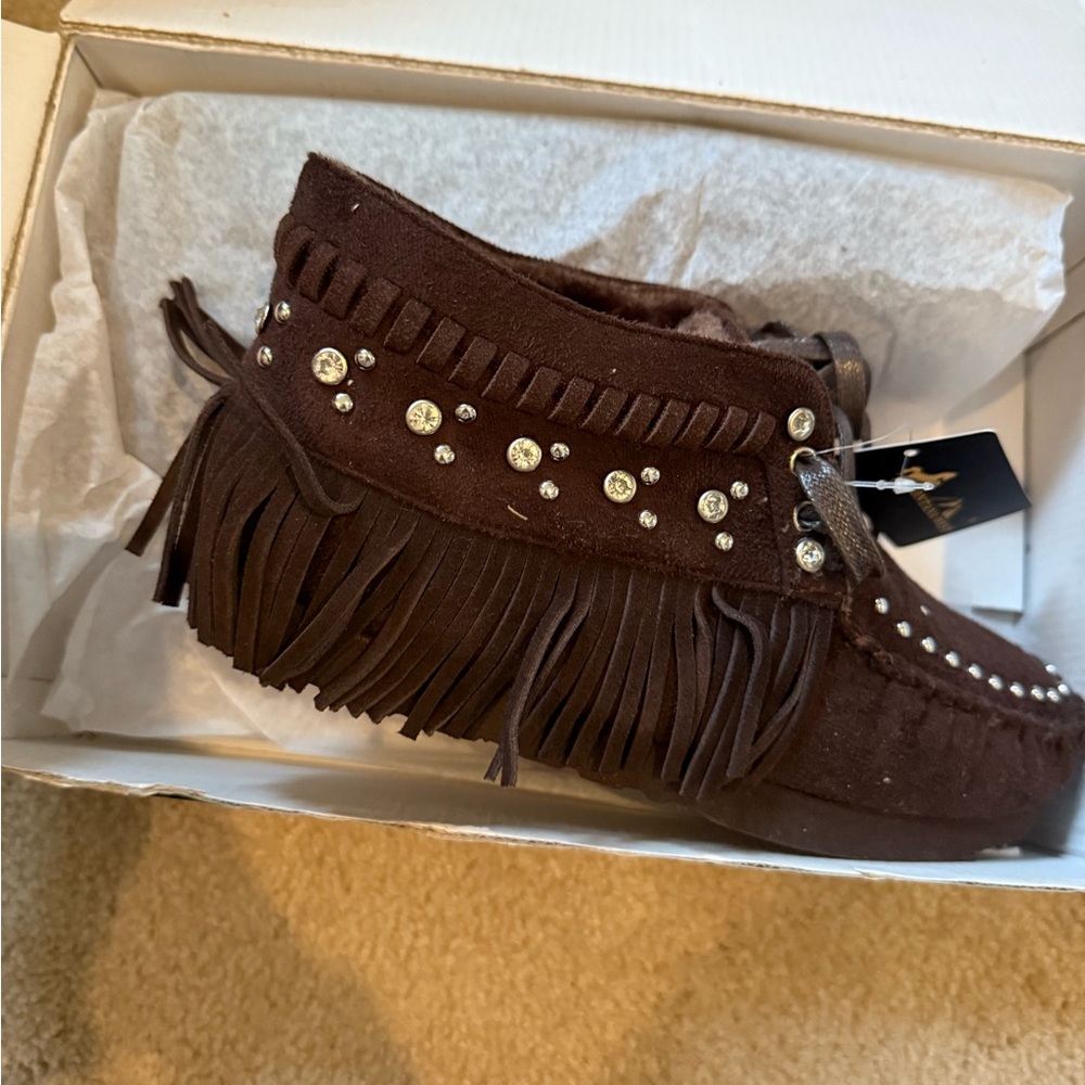 Montana West Chocolate Fringe Moccasins